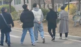 景区吃瓜网红事件是真的吗,真相揭秘还是网络炒作？