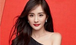 杨幂八卦爆料最新消息新闻,恋情疑曝光，事业再攀高峰！