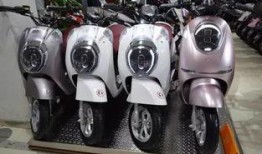 雅迪新款爆料视频,科技升级，引领绿色出行新潮流