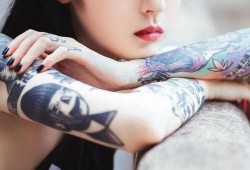 抖音网红有纹身女的吃瓜,抖音网红圈再掀波澜