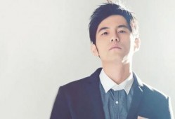 最新爆料男明星塌房了没,当红男星疑似塌房，真相即将揭晓